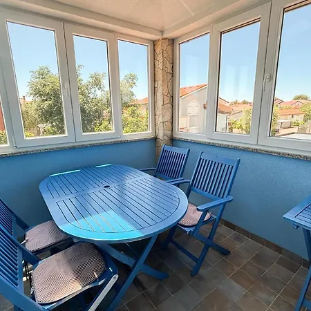 4 Bedroom Beautiful In Vodnjan