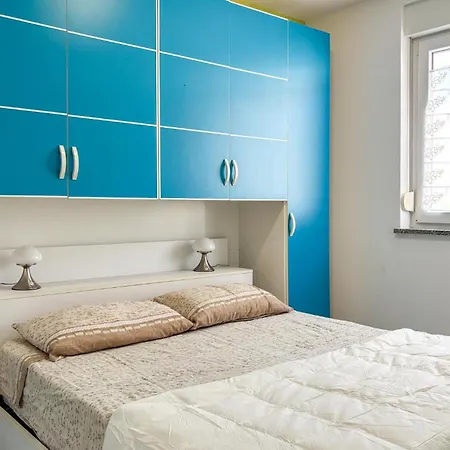 4 Bedroom Beautiful In *